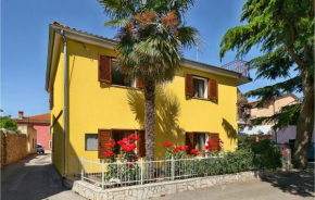 Two-Bedroom Apartment in Novigrad